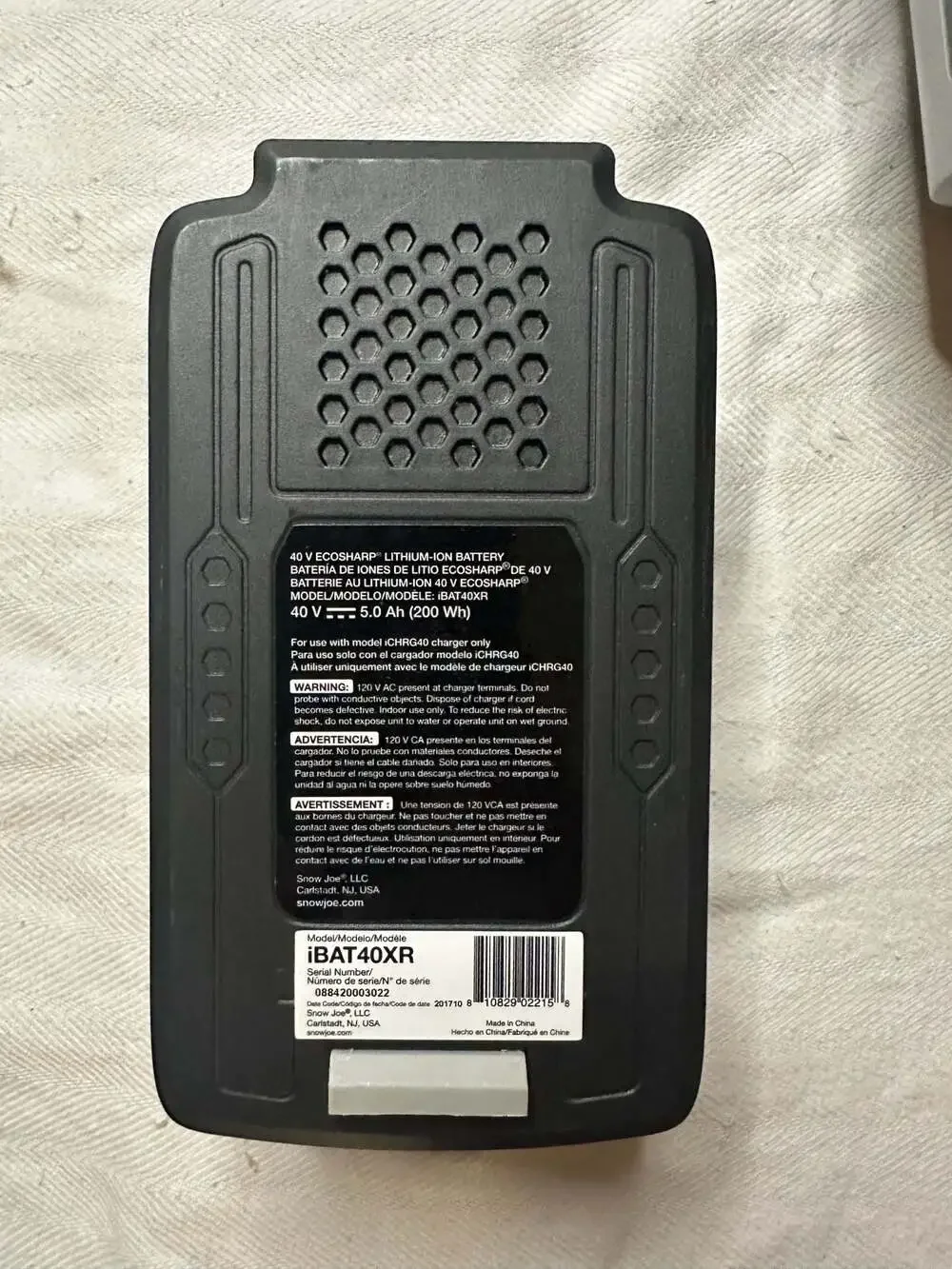 Snow Joe iBAT40XR 40V EcoSharp Lithium-Ion Battery and iCHRG40 Charger Set